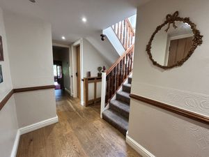 Photo 21- click for photo gallery